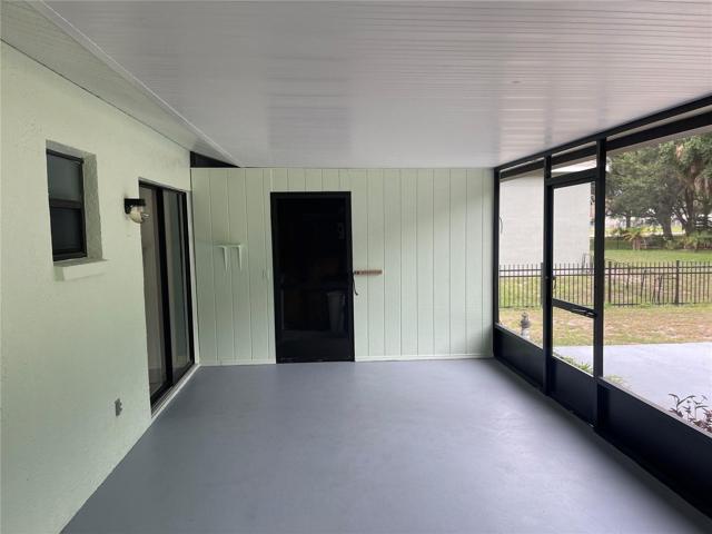 SCREEN ROOM UNIT A