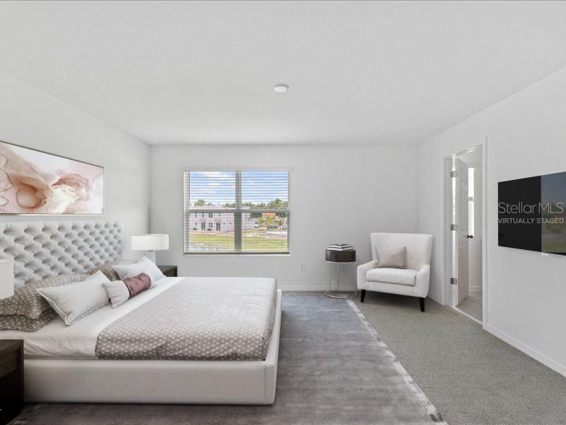 *Virtually Staged* Owners Suite