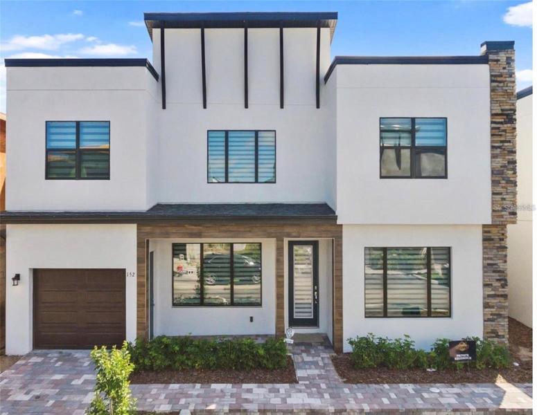 Modern & Luxurious front
