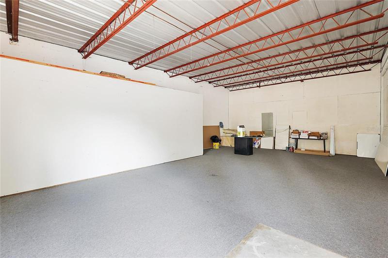 bonus storage room, negotiable