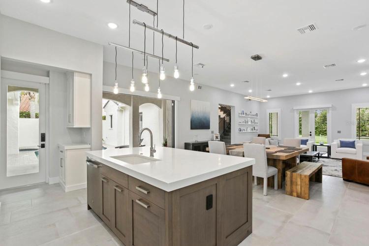 Kitchen & Dining Room