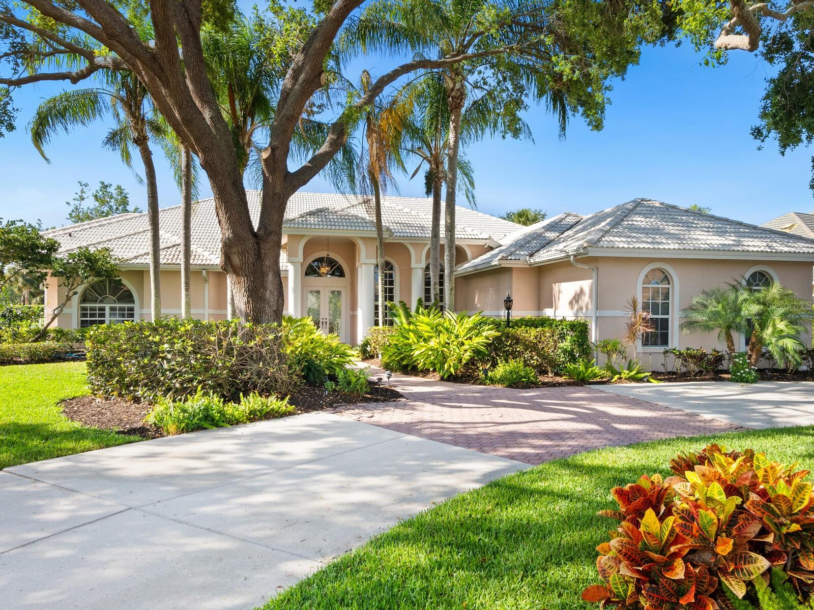 Welcome to 600 Eagle Watch Lane located in The Oaks - a private gated community with golf, tennis, and Clubhouse to enjoy.