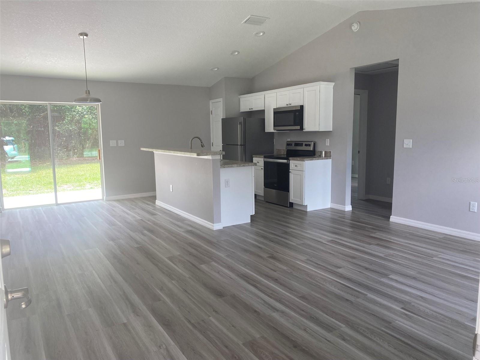 Living room to Dining Room
