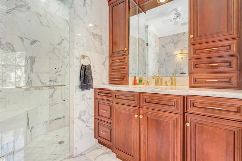 Owner's Bath 1
