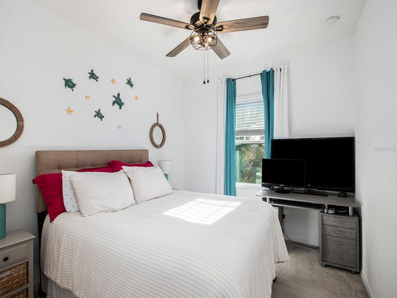 Large primary bedroom