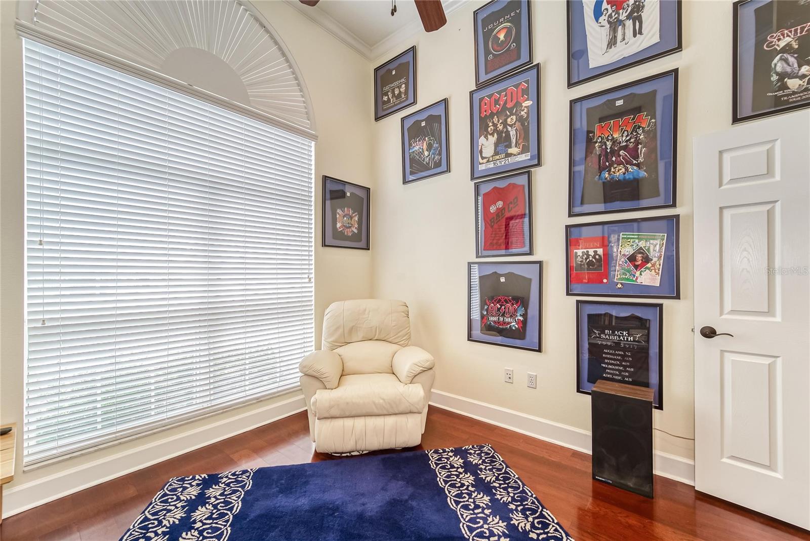 4th Bedroom/Den!
