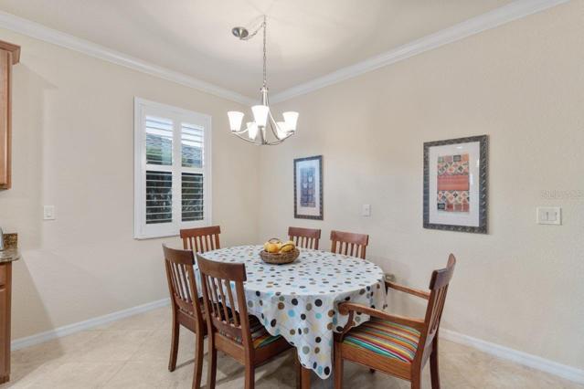 Breakfast nook or Dining room off the Living room and Kitchen