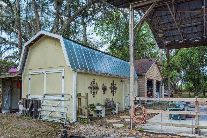 Shed