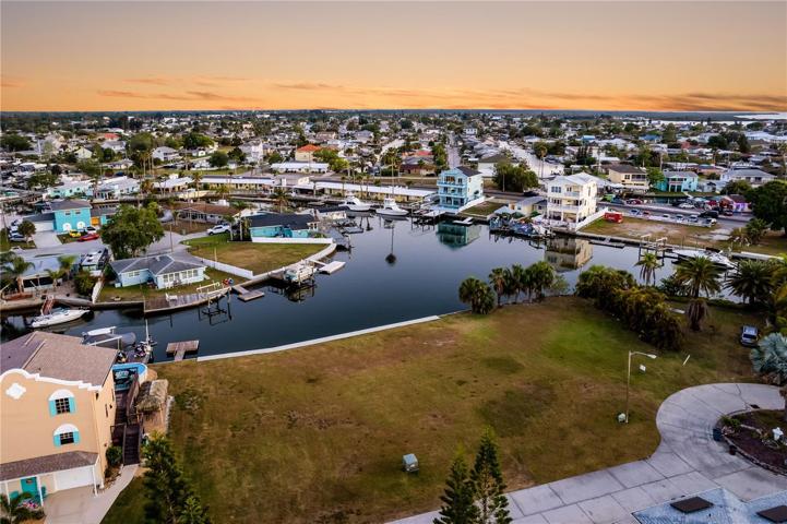 Gorgeous Twilight Sky Views surrounding this property!