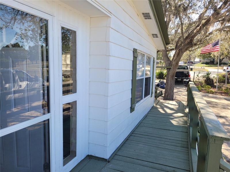 wrap around porch