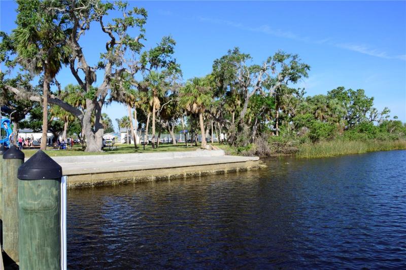 Community park 