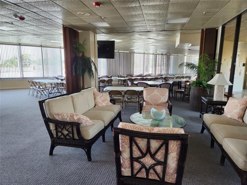 SOCIAL room