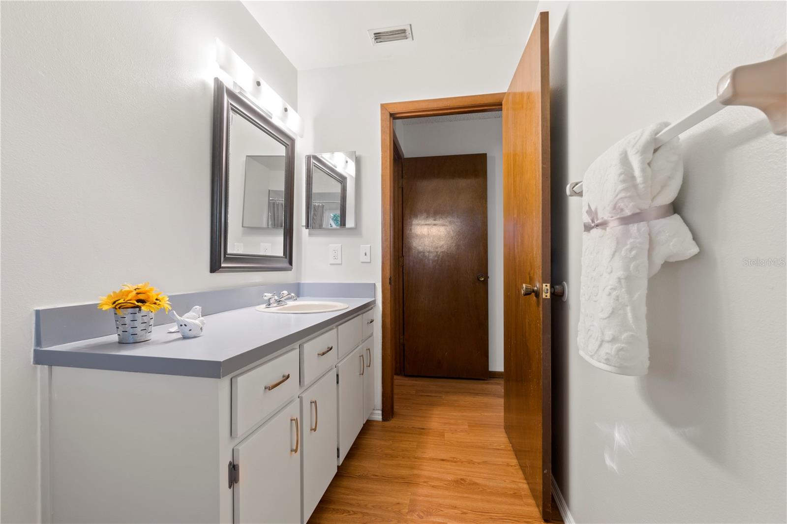 Master Bath 715