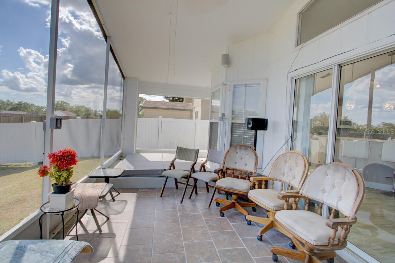 Spacious screened patio