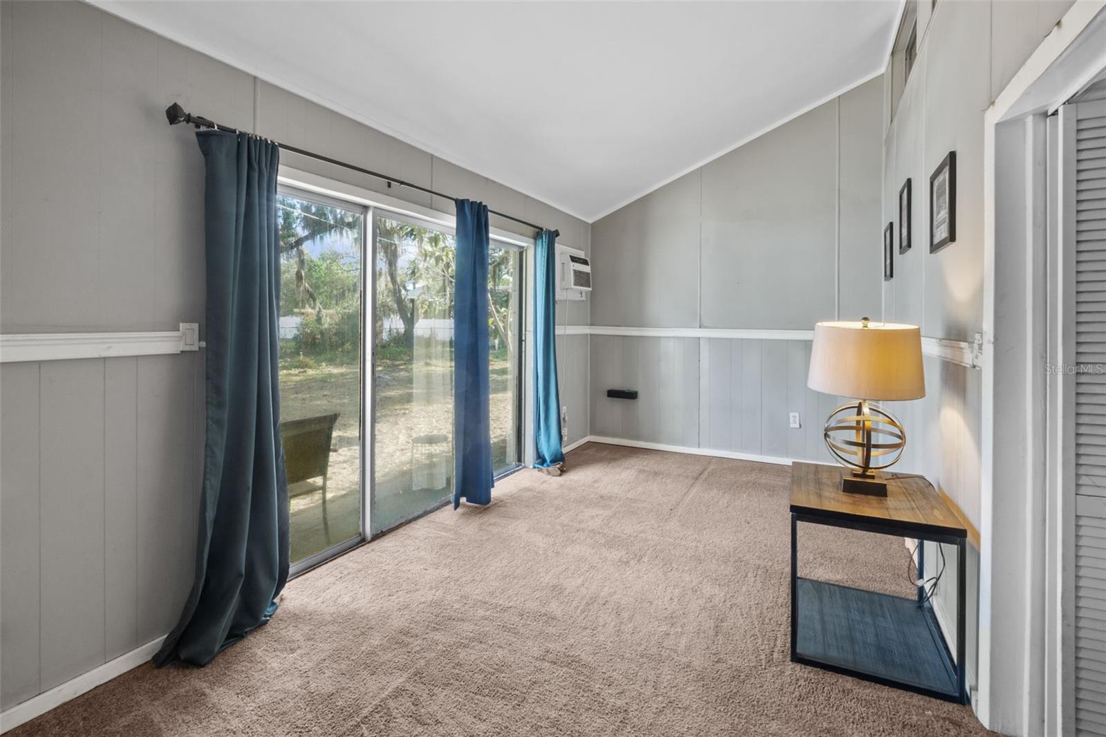 Bonus room - primary bedroom