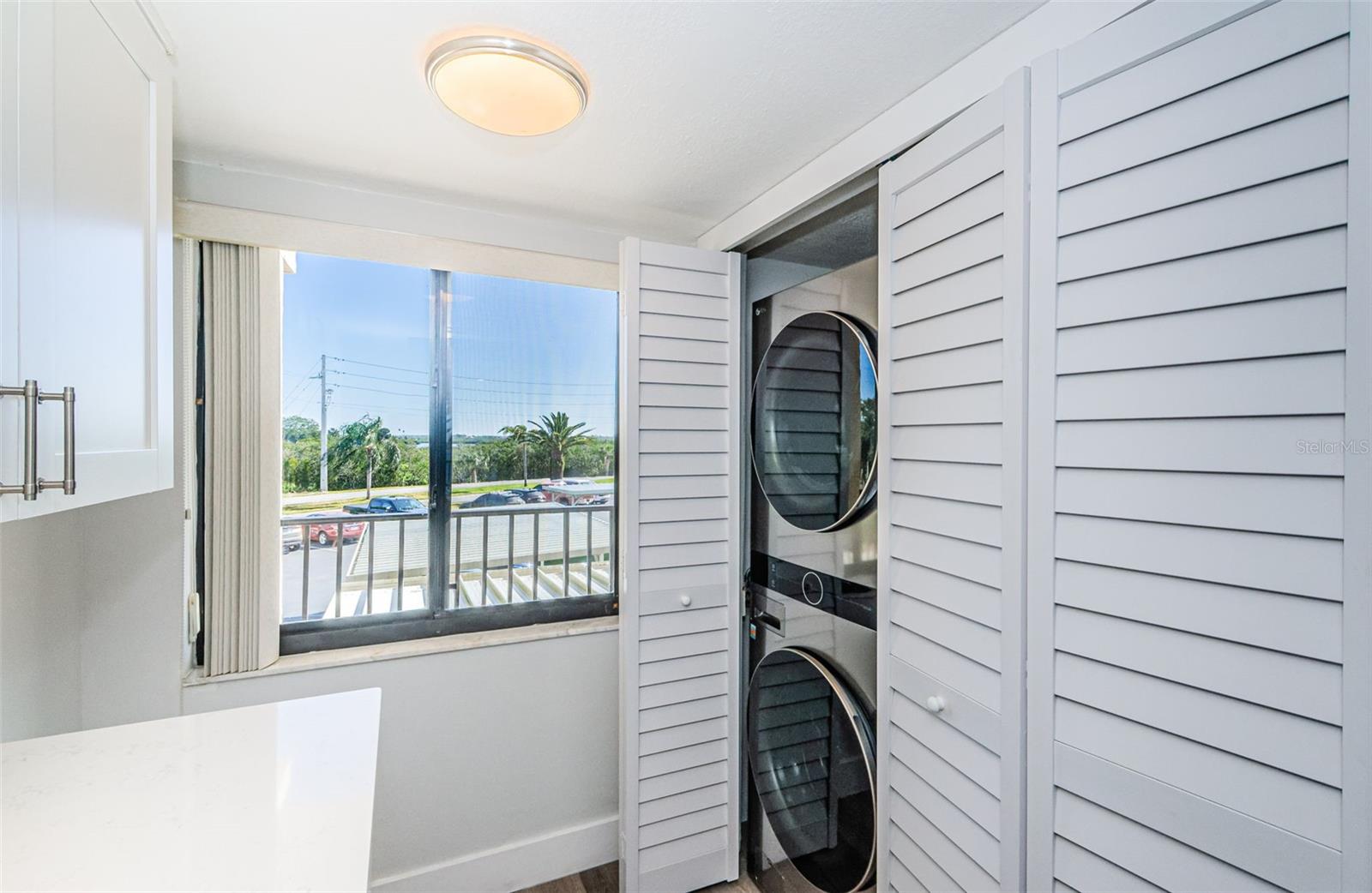 Full-Size Washer &amp; Dryer in Kitchen Closet