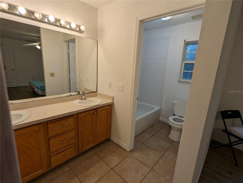 Master bedroom bathroom