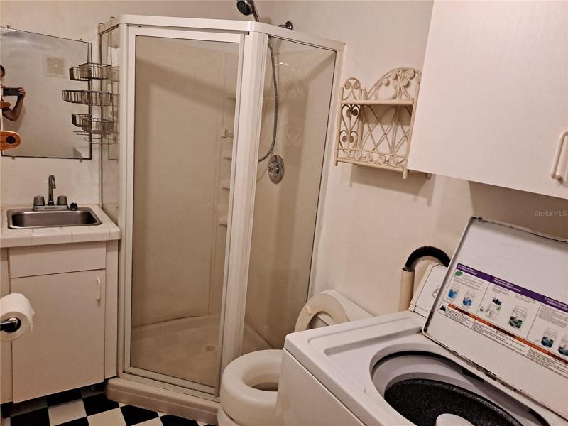 Second bathroom and laundry room