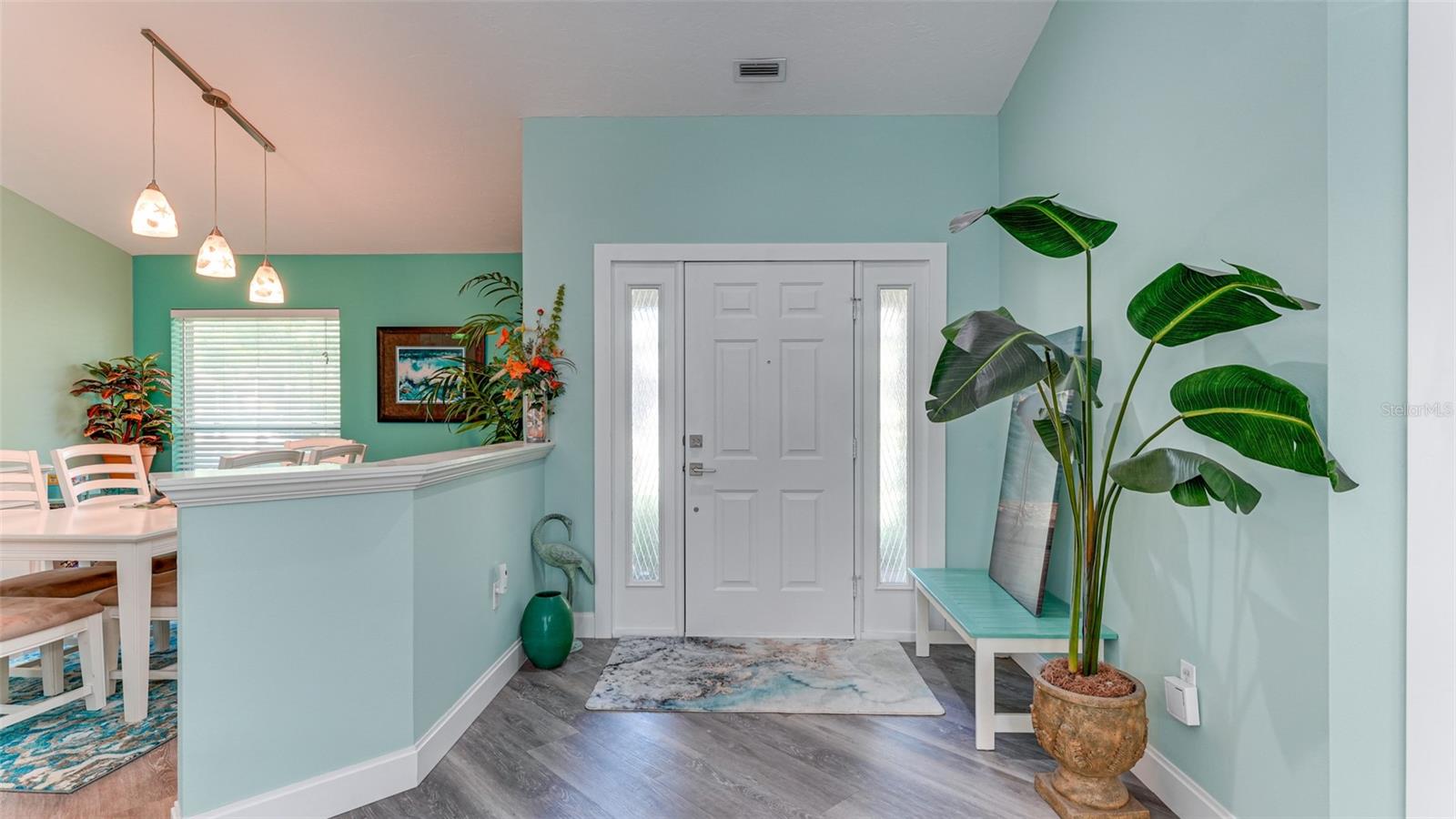 Inviting entry to home