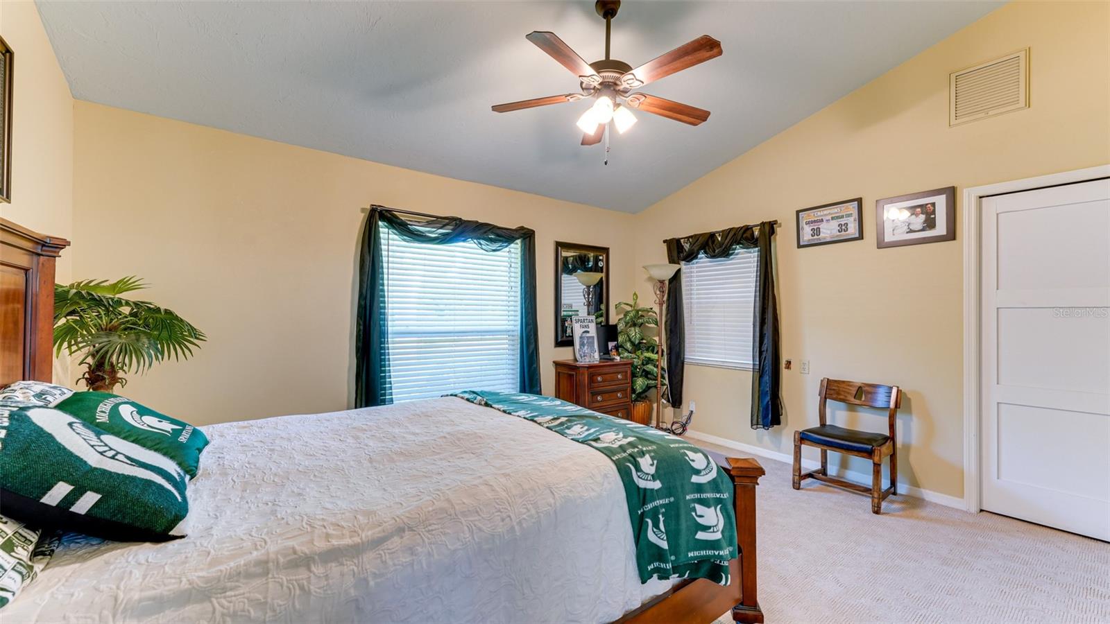 Spacious guest bedroom