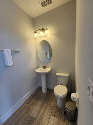 pool bathroom