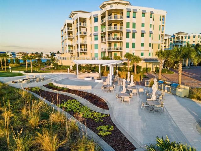 Lots of space to enjoy the views of Gulf of Mexico