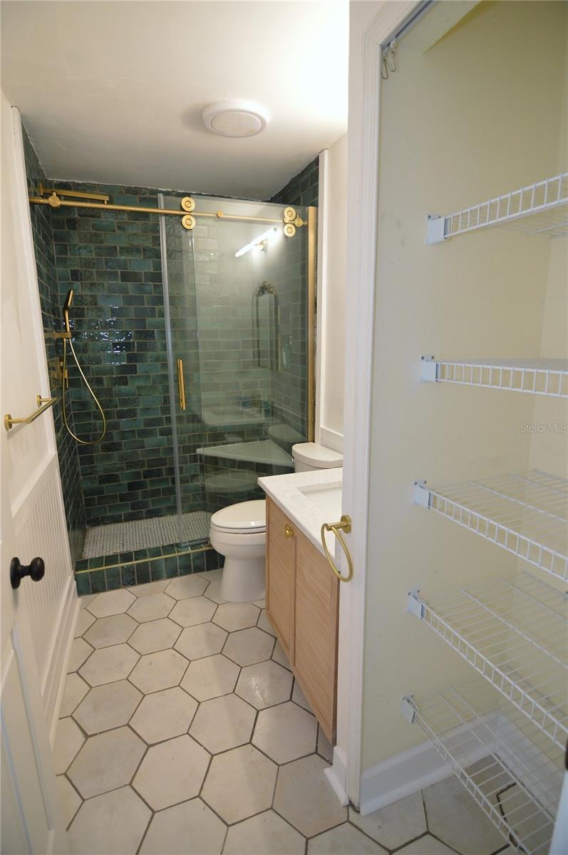 Master bathroom 2nd floor