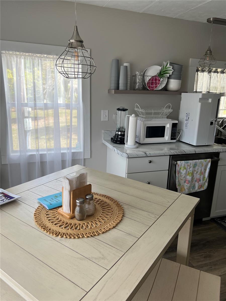 Eat in kitchen area