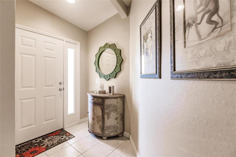 FOYER