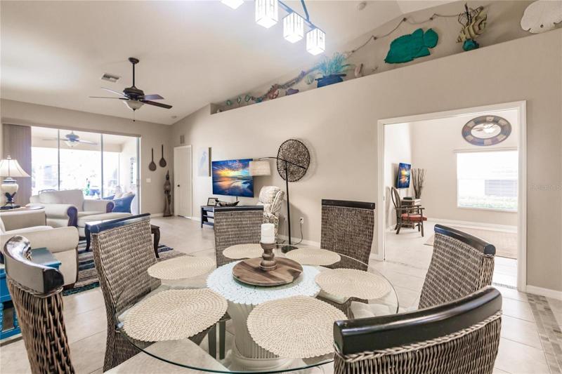 OPEN FLOOR PLAN