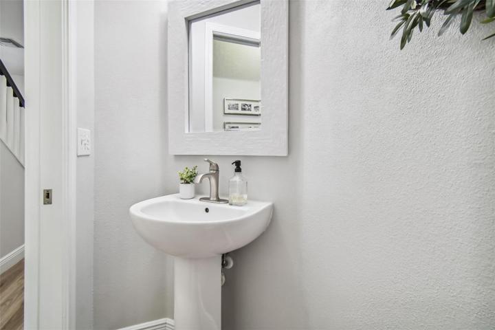 Guest bathroom downstairs