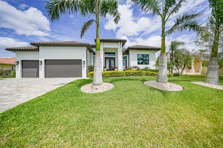 Exquisitely landscaped front elevation