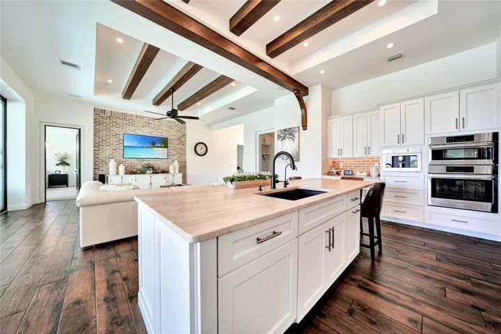 Kitchen - Living space