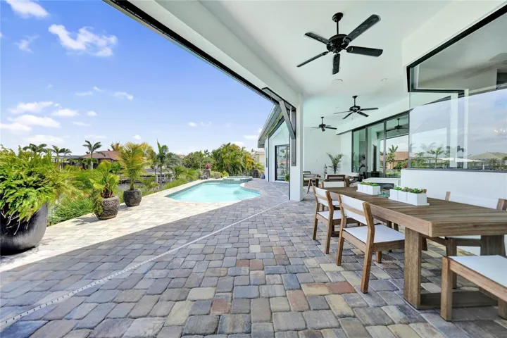 Lanai with Kevlar automatic screening
