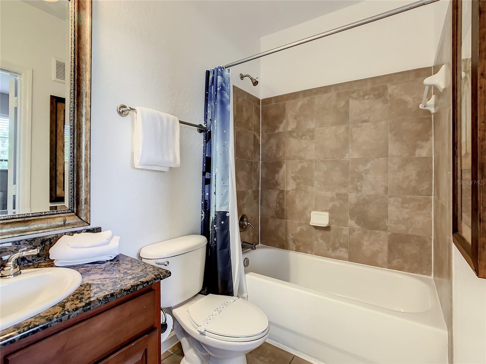 Ensuite bathroom of bed 2