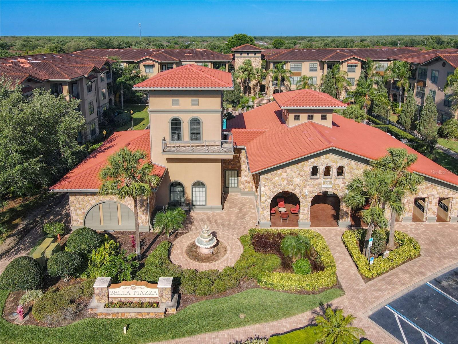 Overhead view of clubhouse