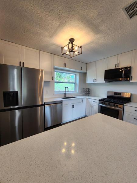 Quartz Counters
