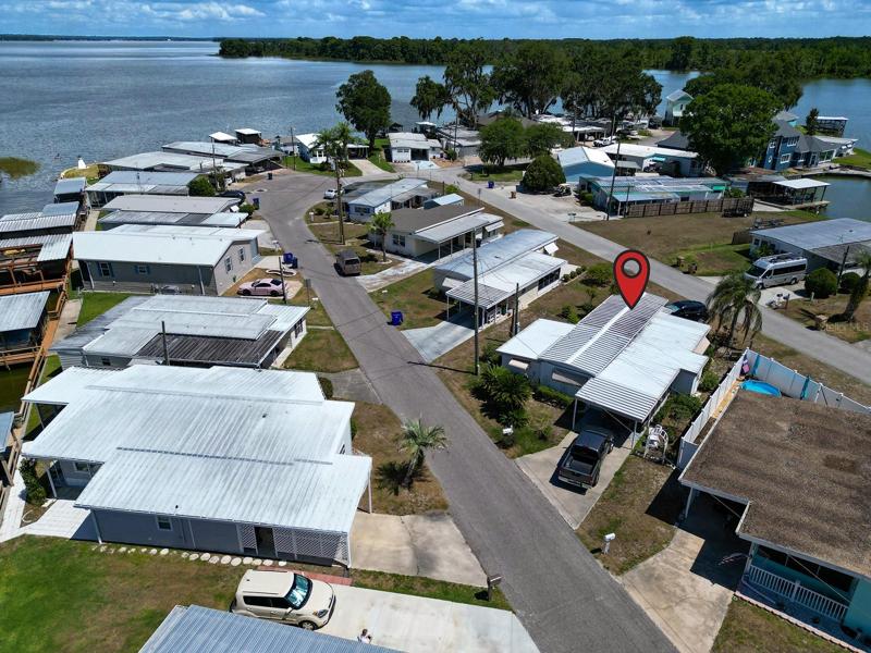 areal with view of Lake Dora