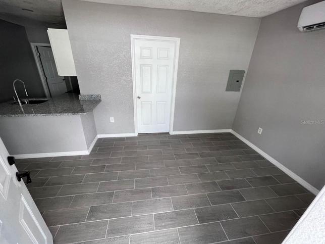 408 Church St Unit 1 to 5