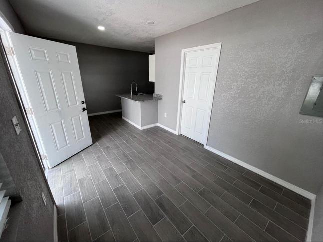 408 Church St Unit 1 to 5