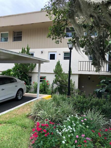 Front with carport