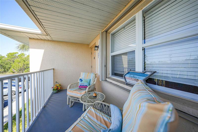 Front Lanai