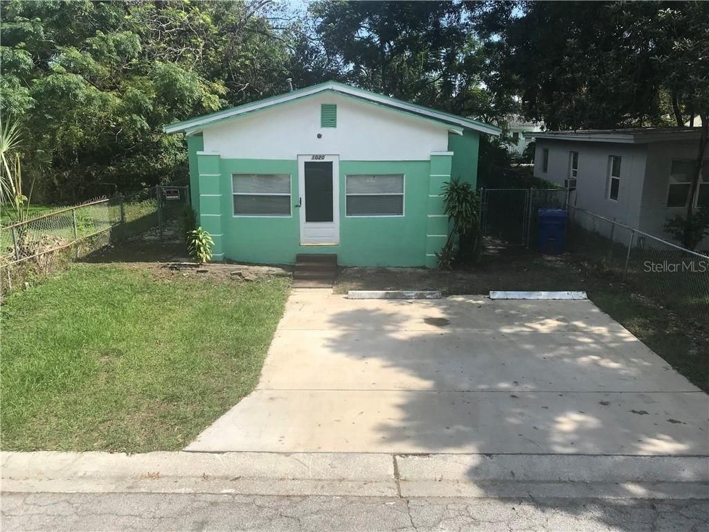 Front with 2 car driveway