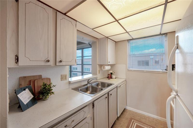 Double Galley Kitchen w/Pass-Through