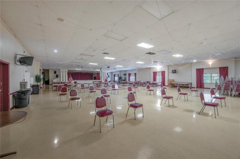 Large Gathering Room!