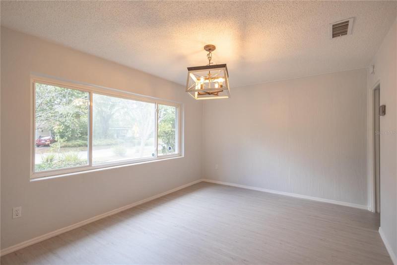 Formal dinning room