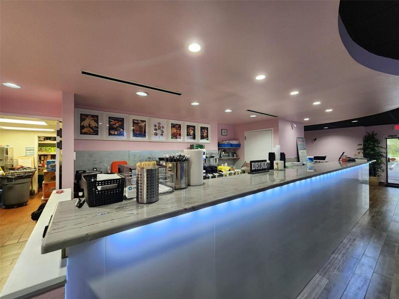 Bar-Counter