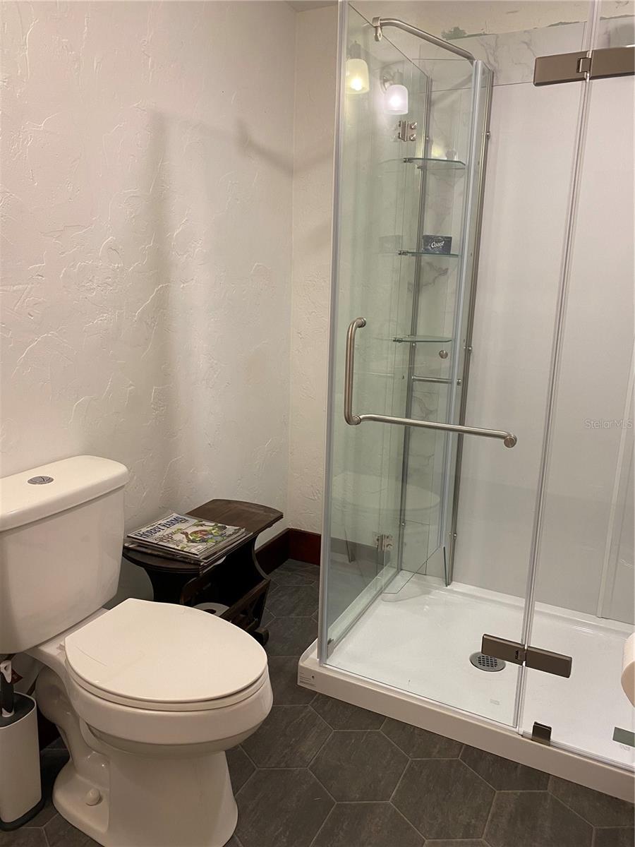 Second bath shower