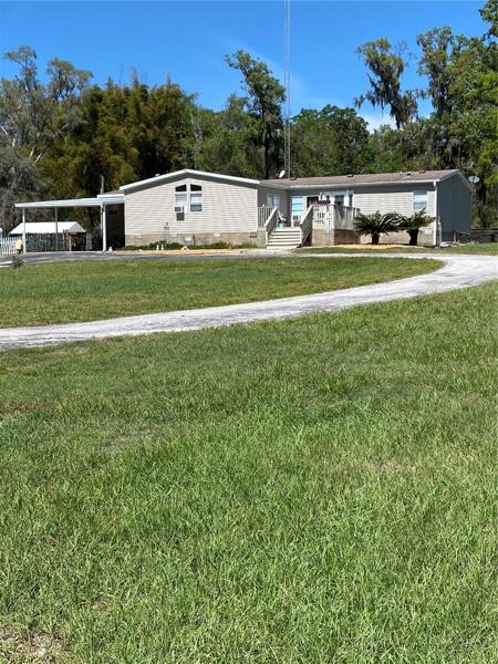 Triple Wide from entrance area to the property