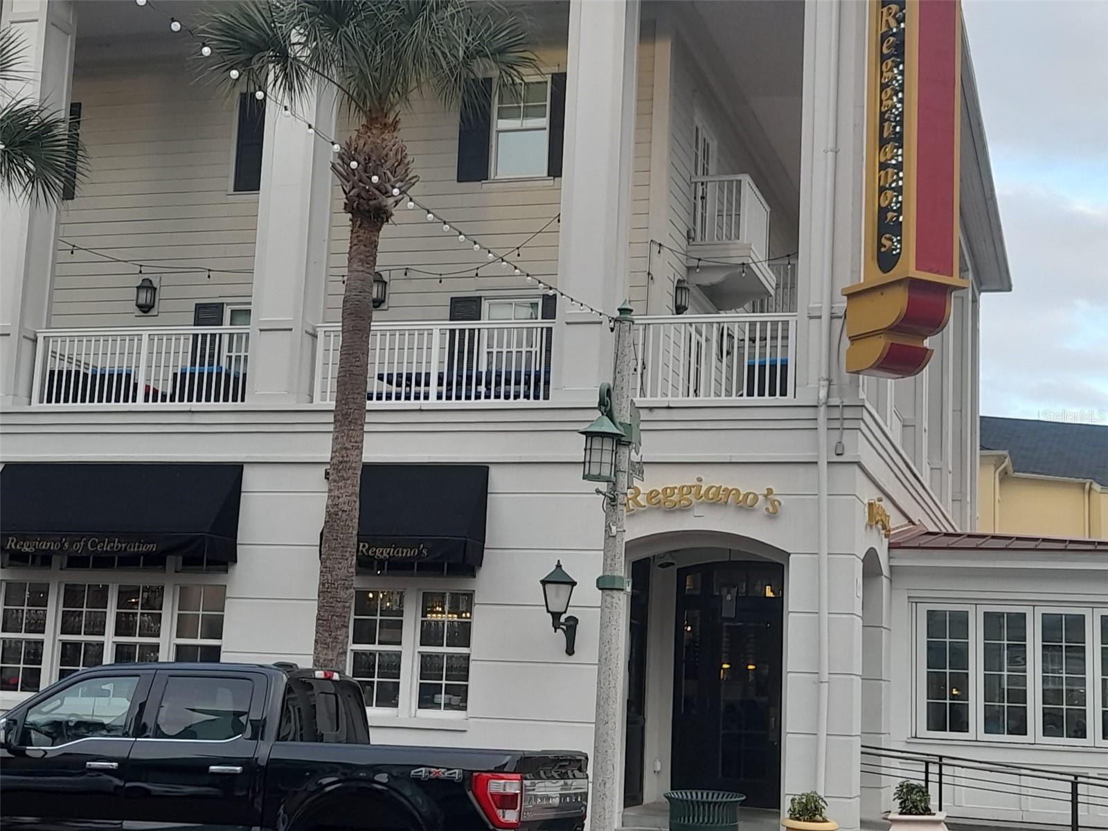 Restaurant near.  Walking distance